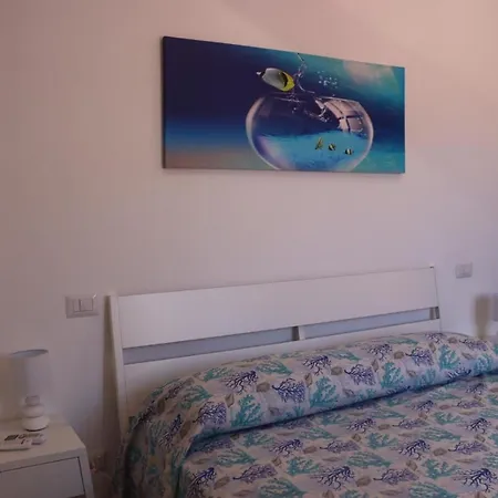 La Conchiglia 2.0 Bed & Breakfast 3*